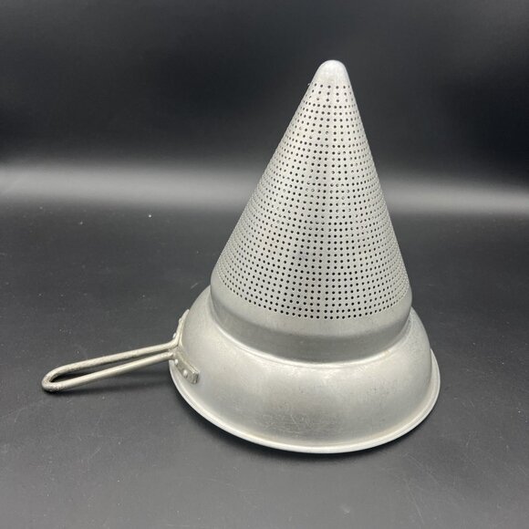 Vintage Wear-Ever No. 8 Aluminum Strainer Colander Canning Sieve Ricer USA - Picture 3 of 9